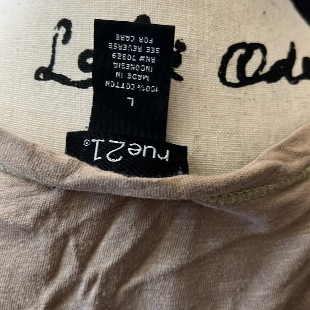 Shirt - Picture 3 of 3